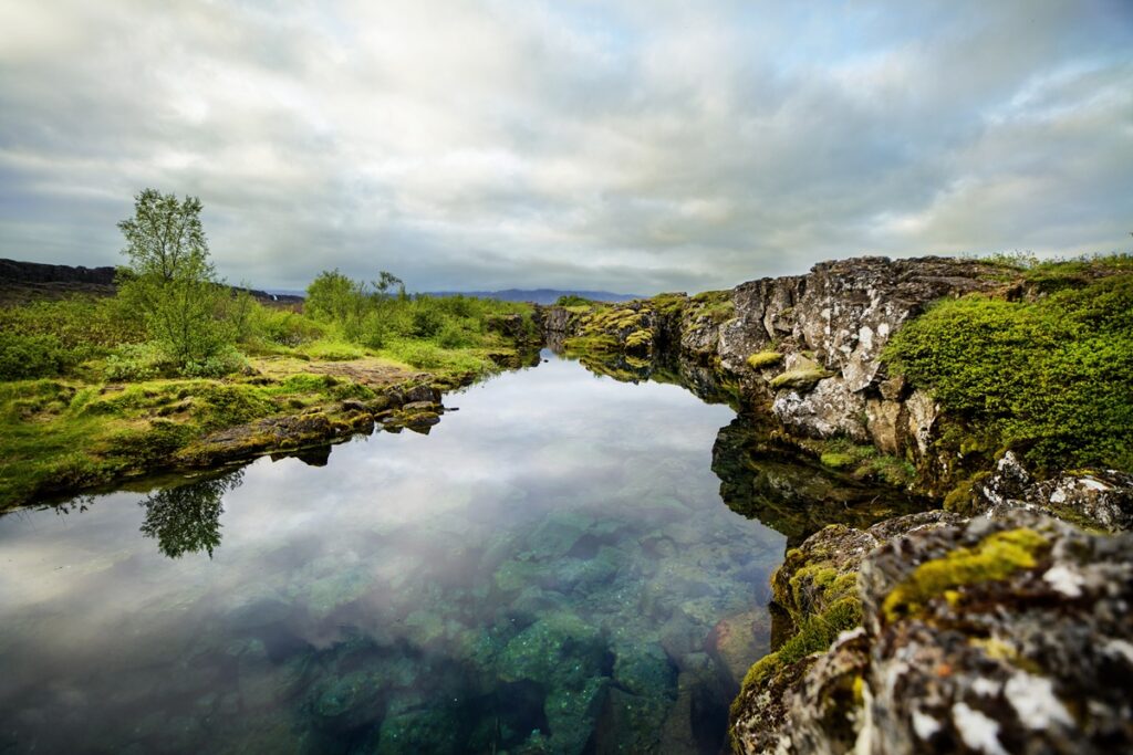 Diving in Iceland Between Tectonic Plates With YOLO Travel