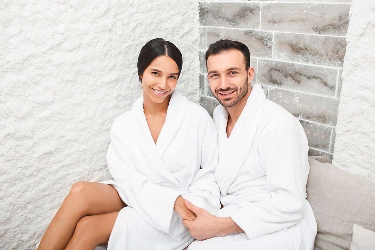 A couple in a room at a spa salon